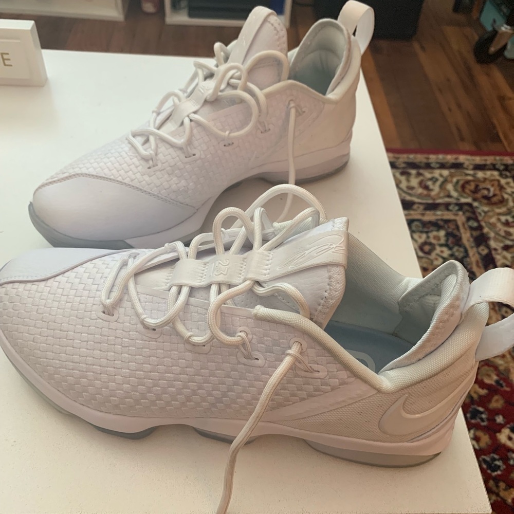 Lebrun XIV Low Sneakers